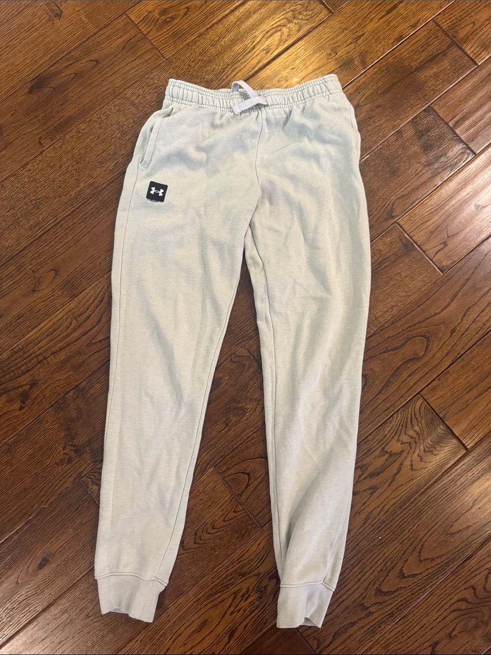 Under Armour boys Light Gray Joggers with Logo Patch size large